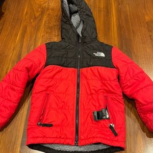 Kids’ Reversible Mount Chimbo Full-Zip Hooded Jacket XXS 5 T Red/Black